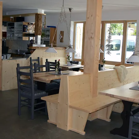 Gruener Hut - Dein Hotel 3*