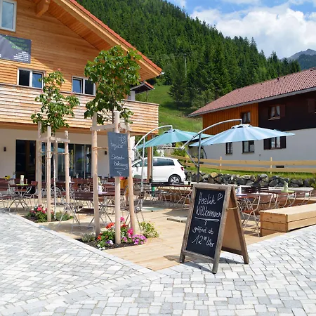 Gruener Hut - Dein 3*