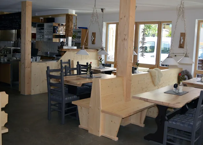 Gruener Hut - Dein Hotel 3*